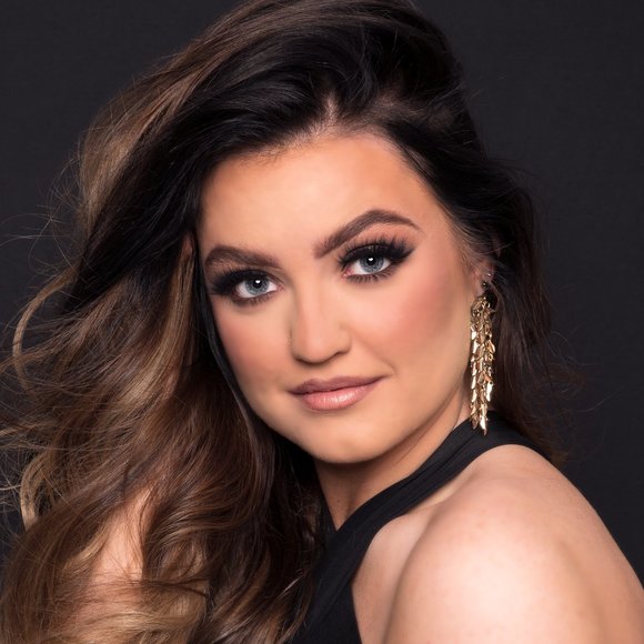 Meet your Posher, Jennifer - Picture 4 of 15